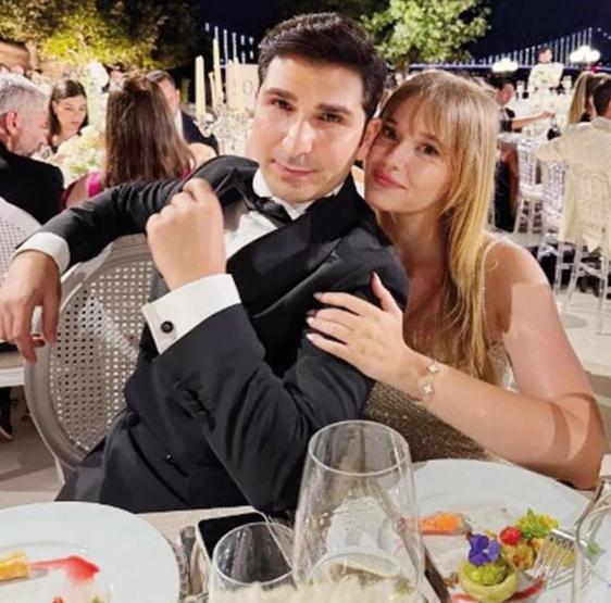 Hem Aşk Hem İş Evliya Aykan ve Nişanlısı Asude Kızanlık Kışı Egede Geçirecek