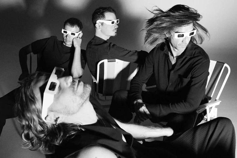 Hem Aşk Hem İş Evliya Aykan ve Nişanlısı Asude Kızanlık Kışı Egede Geçirecek