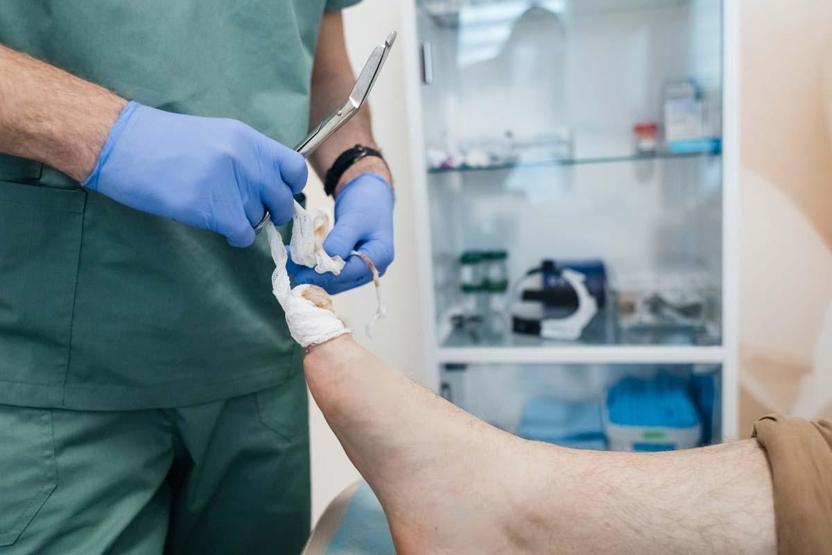 Şeker Hastalarına Uyarı: Tırnaklarınızı Böyle Kesiyorsanız Aman Dikkat Ayak Enfeksiyonuna Zemin Hazırlıyor