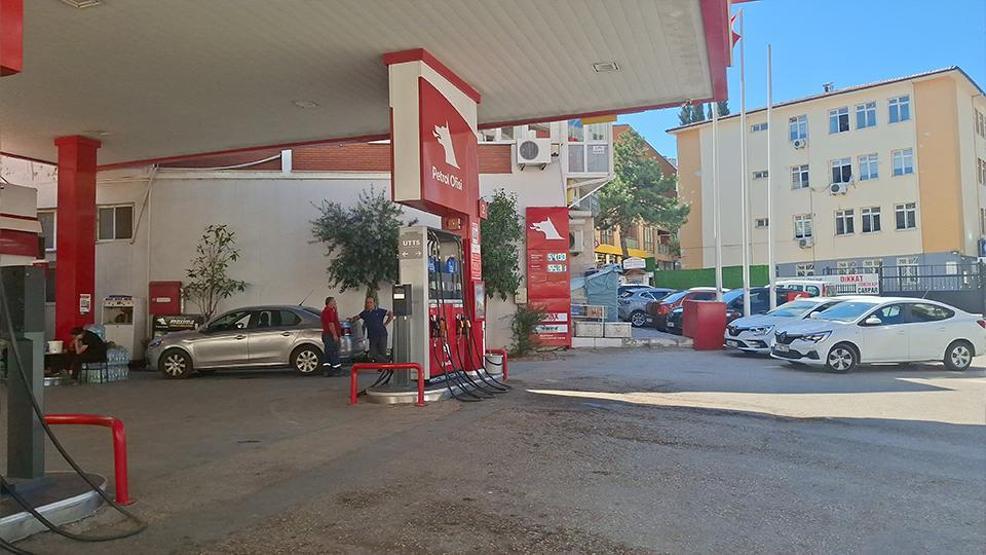 Faciaya ramak kala Akaryakıt istasyonunda korku dolu anlar