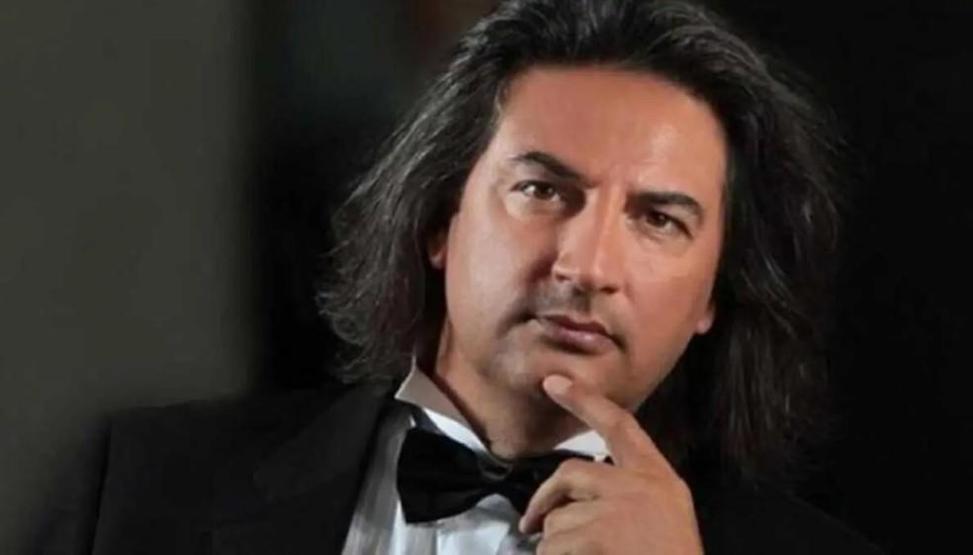 Şarkıcı Çelik’ten Sosyal Medyada Şok İfşa 800 Bin TL Talep Eden Takipçisine Tepki