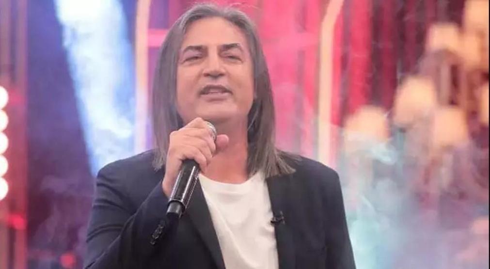 Şarkıcı Çelik’ten Sosyal Medyada Şok İfşa 800 Bin TL Talep Eden Takipçisine Tepki