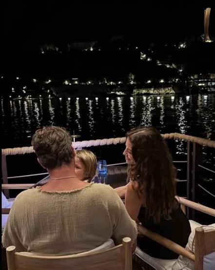 Başak Dizer’den Kıvanç Tatlıtuğ ve Oğulları Kurt Efe ile Sıcak Paylaşım