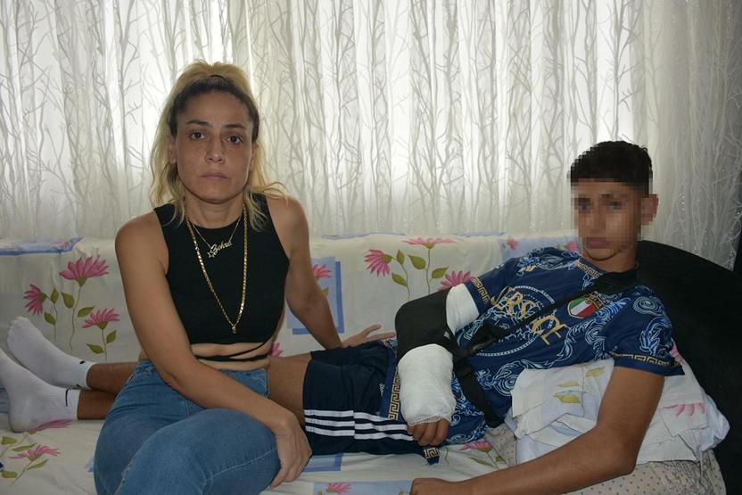 Böyle şaka olmaz olsun Pencereden düştü koluna vida takıldı