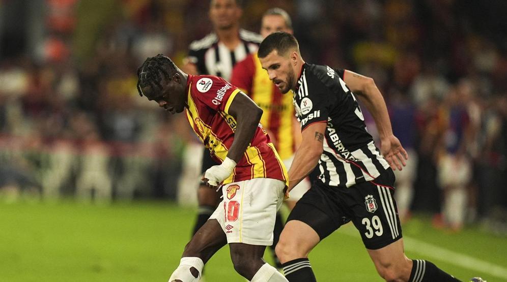 Nihat Kahveciden Beşiktaşın yıldızına sert eleştiri: Top oynamayı unutmuş