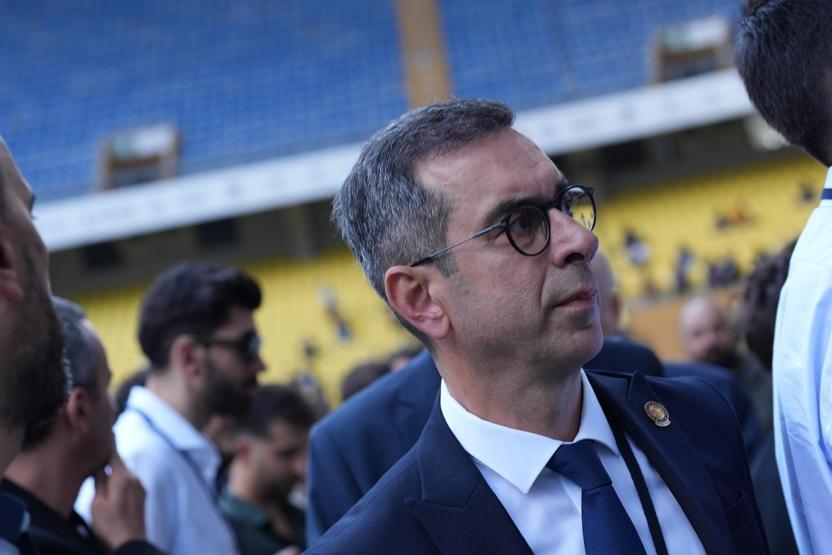 Fenerbahçe Olağanüstü Seçimli Genel Kurulunda gerginlik çıktı