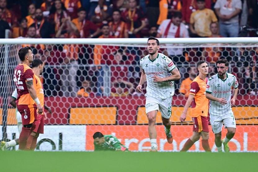 Galatasaraya, Liverpool uyarısı: Ciddi şekilde şüpheleniyorum
