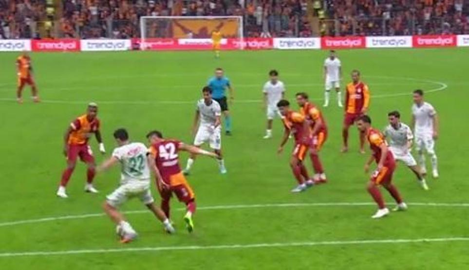 Galatasaray - Konyaspor maçı tartışmalı pozisyonlar | Lucas Torreira, kırmızı kart görmeli miydi
