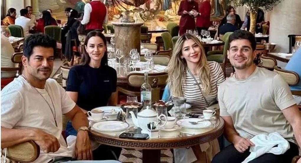Fahriye Evcen Londra Sokaklarını Podyuma Dönüştürdü