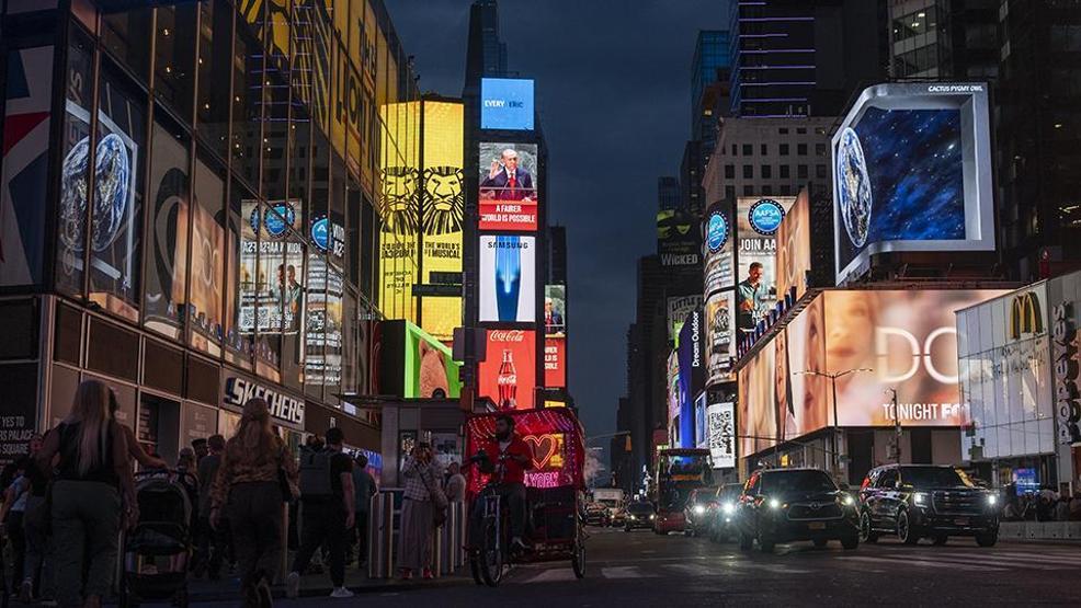 Cumhurbaşkanı Erdoğanın tarihi mesajı Times Meydanında: Dünya 5ten büyüktür