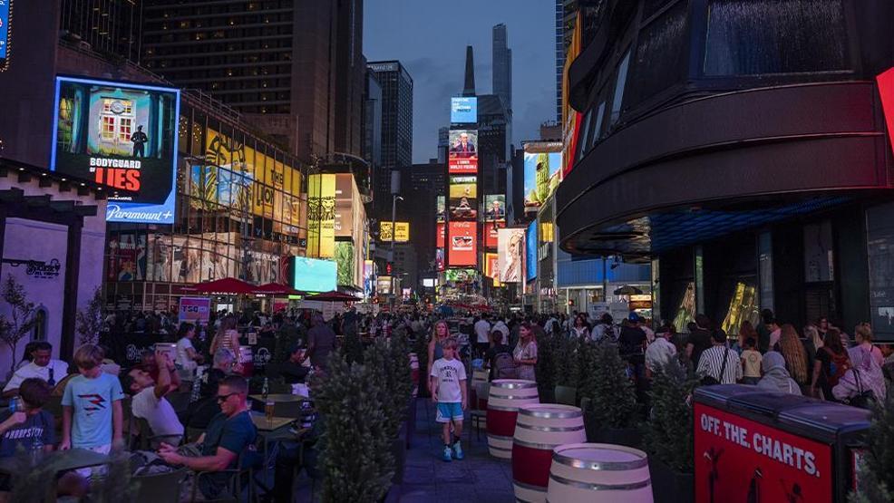 Cumhurbaşkanı Erdoğanın tarihi mesajı Times Meydanında: Dünya 5ten büyüktür