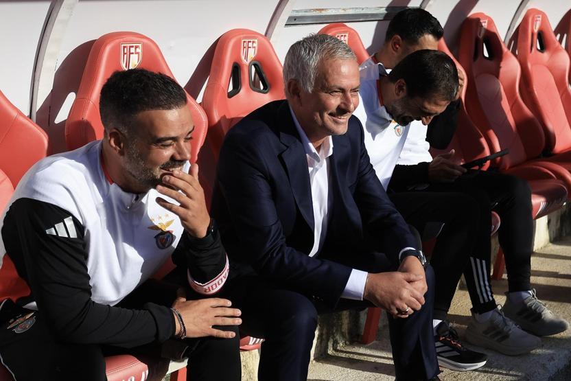 Jose Mourinhonun açıklamaları sonrası hakemler ayağa kalktı Portekiz karıştı...