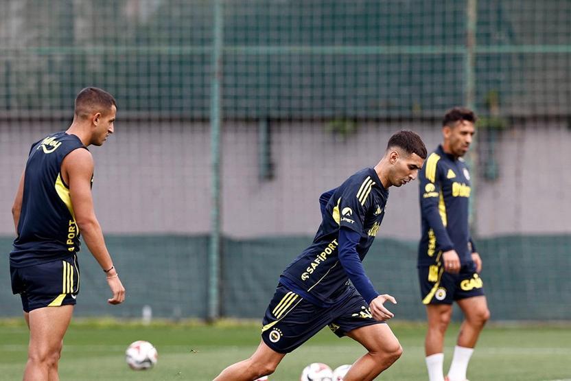 Fenerbahçe, Antalyaspor mesaisine başladı