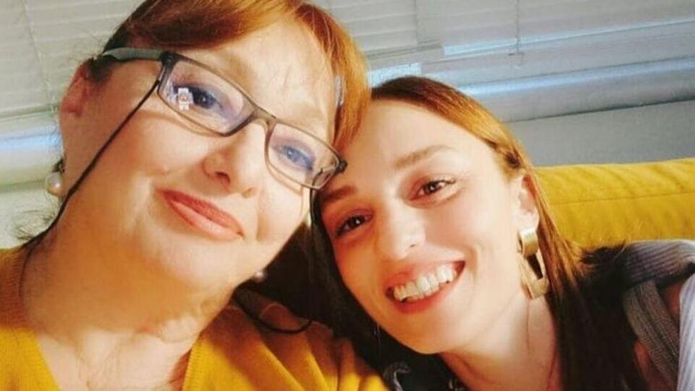 Günler sonra fark etti Nilperi Şahinkaya Annemin cüzdanından not çıktı diyerek paylaştı, gören duygulandı