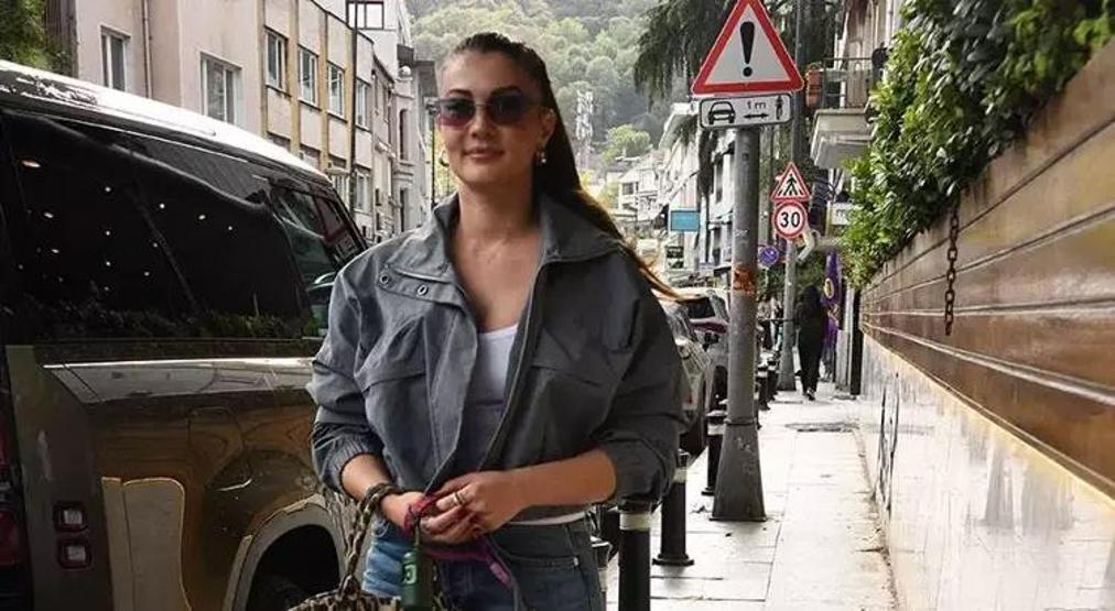 Burcu Özberkten Makyajsız Fotoğrafına Gelen Yorumlara Tepki: Biz de İnsanız