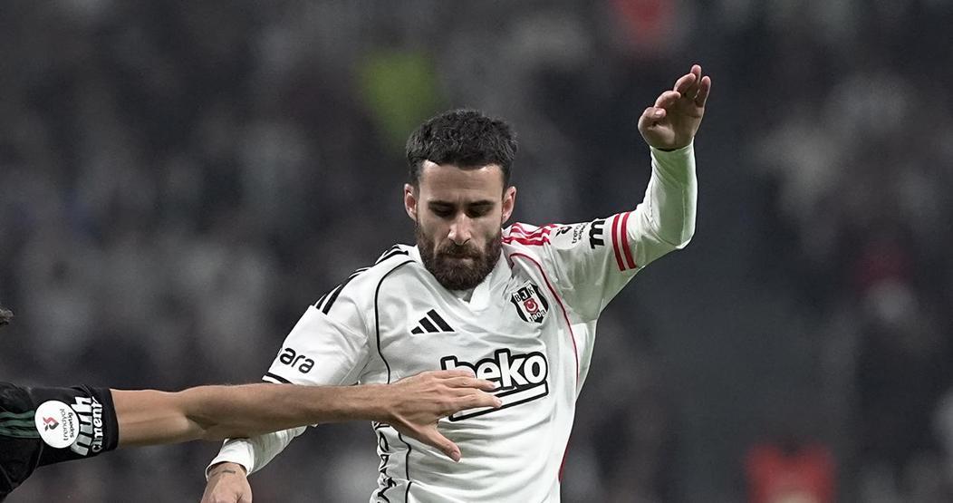 İspanyayı yıkan Salih Özcana, Süper Ligden kanca