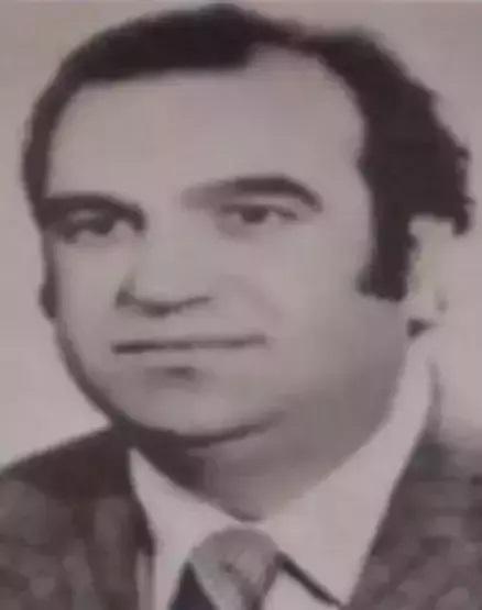 Uraz Kaygılaroğlunun acı günü Babaannesini son yolculuğuna uğurladı