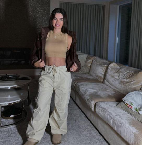 Fenerbahçenin kalecisi Edersonun güzeller güzeli eşi Lais Moraes tarzıyla görenleri büyüledi Öz yengem be