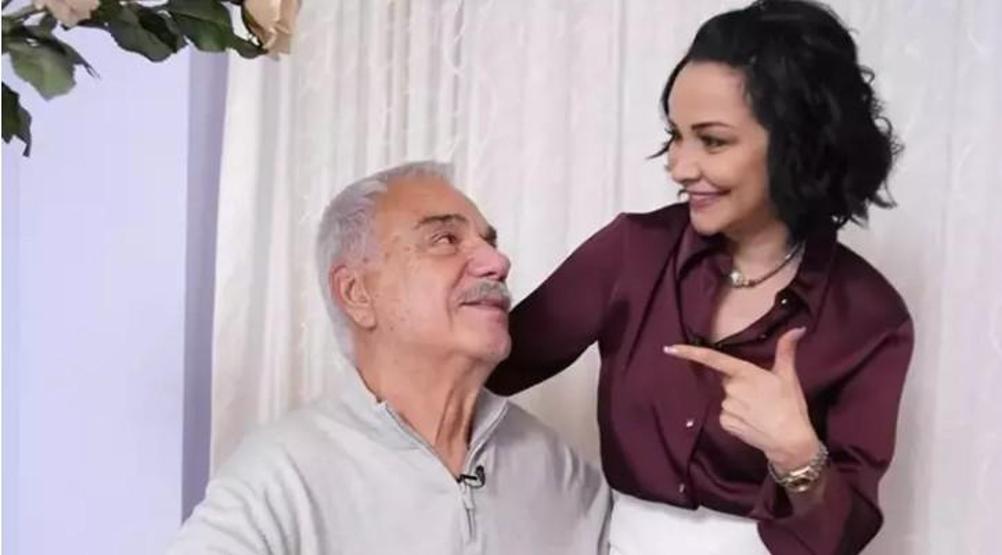 Evrim Akın, Ev Gezmesinde Halil Ergünün evine konuk oluyor