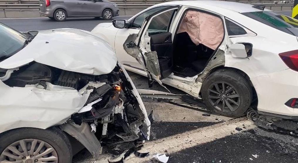 İstanbul TEM Otoyolunda kaza: 4 yaralı