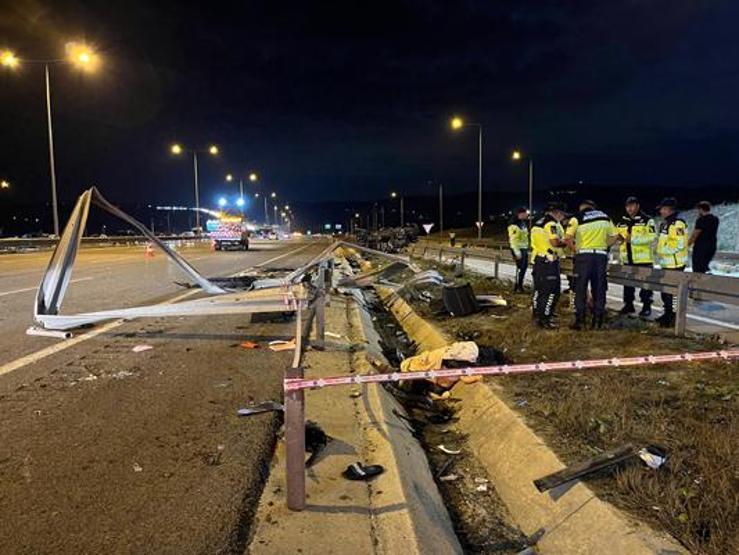 Kuzey Marmara Otoyolu’nda kaza: 2 ölü, 1i çocuk 5 yaralı