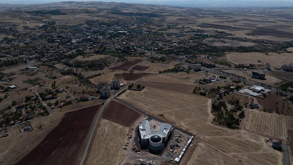 Arsasını Bahçeli hibe etmişti Hacıbektaştaki arsaya yapılan cemevi külliyesi 11 Ekimde açılıyor