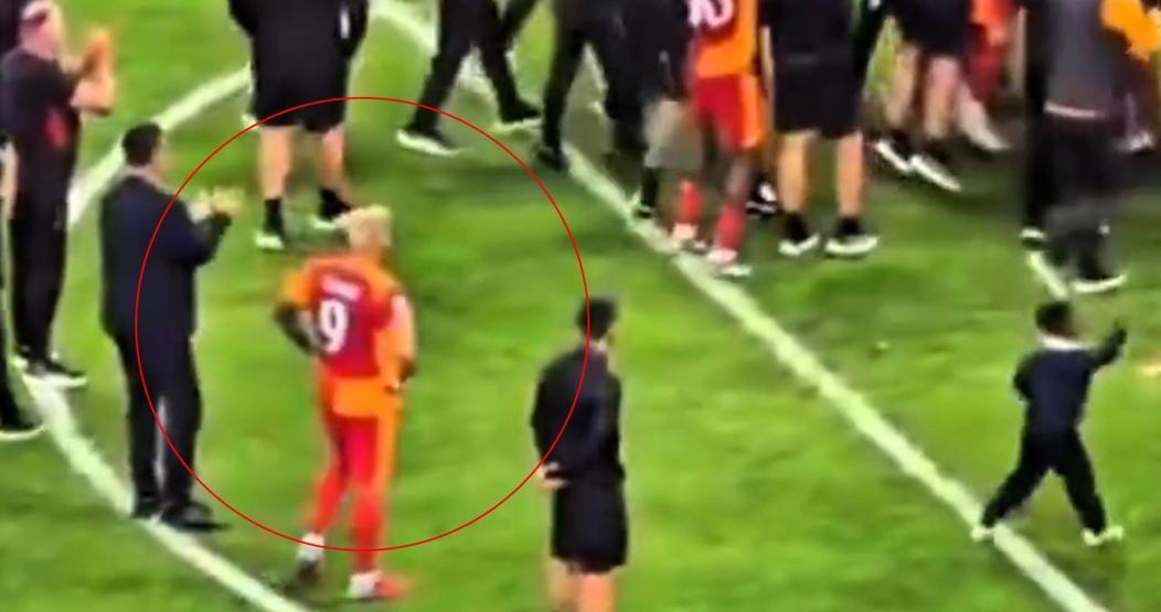 Tavırları dikkat çekmişti Galatasarayda Mauro Icardiyle toplantı kararı alındı...