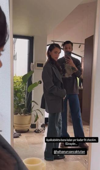 AYNA KARŞISINDA BÖYLE POZ VERDİLER İnci Tanelerinin Cihanı Kubilay Aka ile Hafsanur Sancaktutan aşka geldi