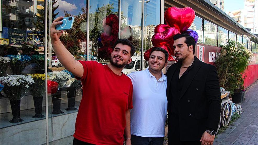 Adana’nın Eşref Tek’i: Hakan Solmazyüz sosyal medyada gündem oldu