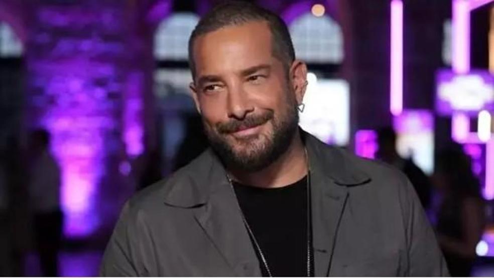 Ezgi Mola ve Enis Arıkan Arasındaki Kriz Bitti Mi Ünlü İsimden Çarpıcı Yanıt