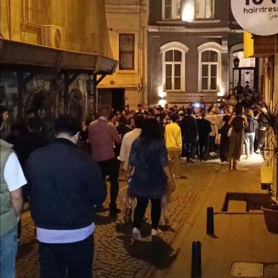 Eşref Rüya Setinde Hayran İzdihamı