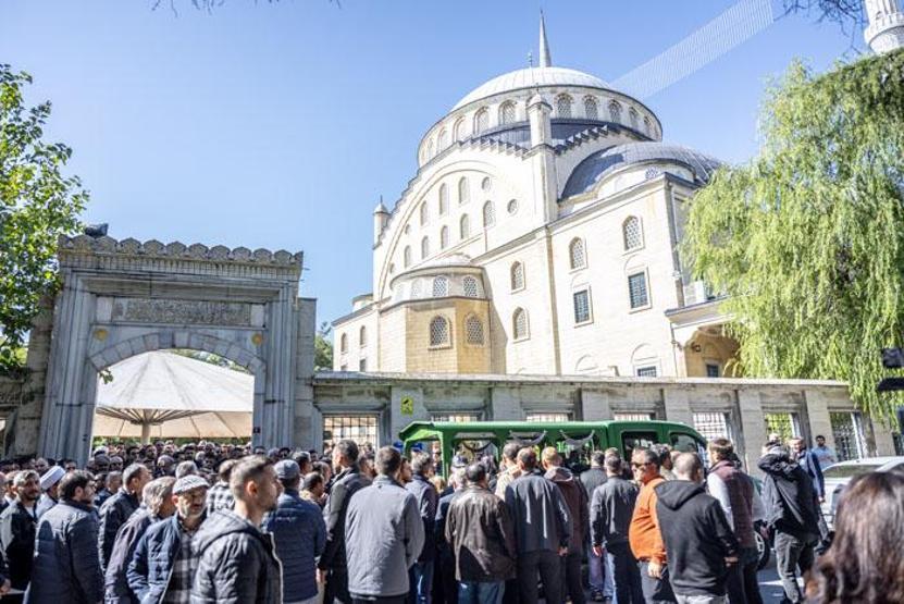 Silahlı saldırıda hayatını kaybeden avukat Serdar Ökteme veda