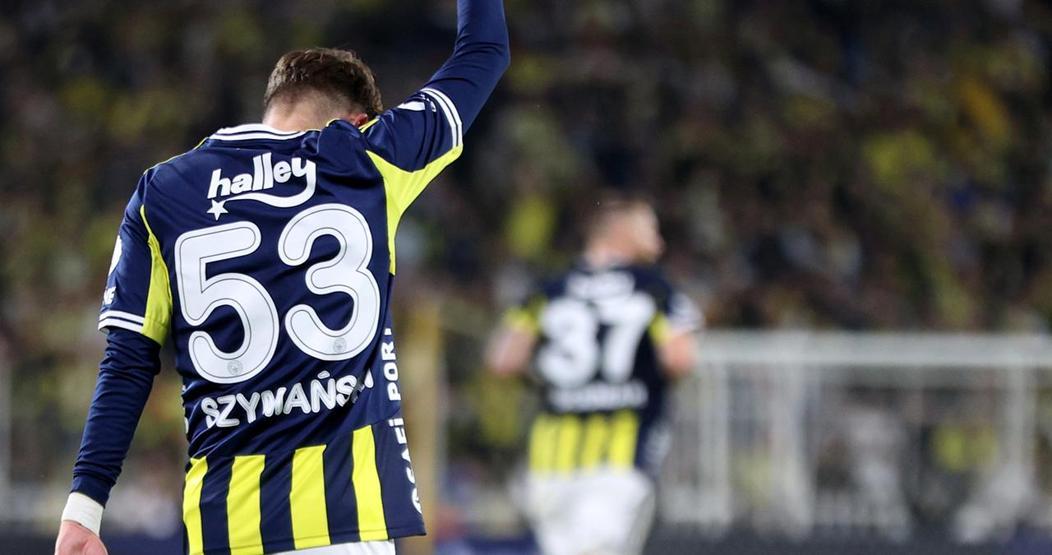 Sebastian Szymanskiden beklenmedik hareket Transfer iddiaları canlandı...