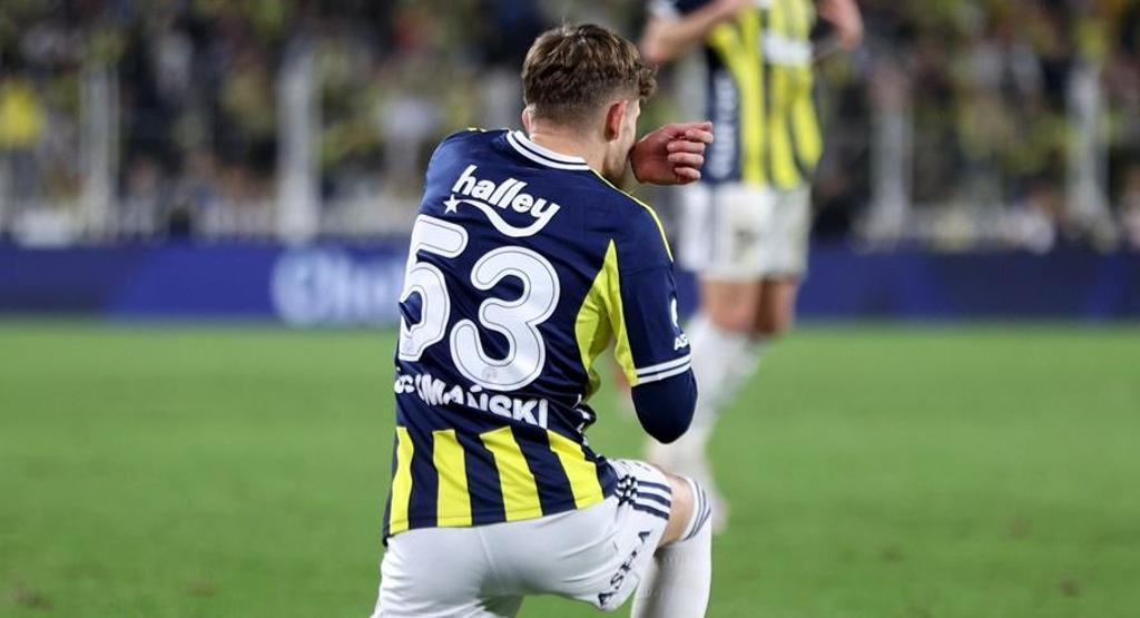 Sebastian Szymanskiden beklenmedik hareket Transfer iddiaları canlandı...