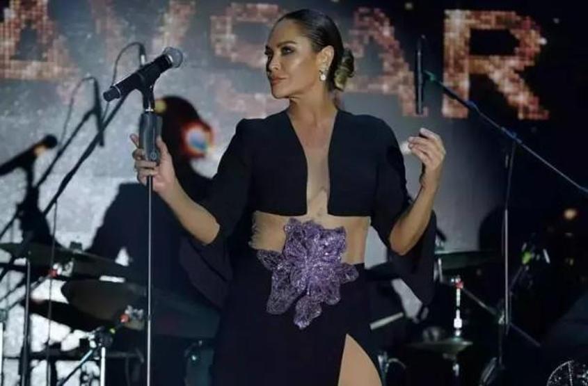 Kiracısıyla davayı kazandı Hülya Avşar’dan dikkat çeken yeni imaj