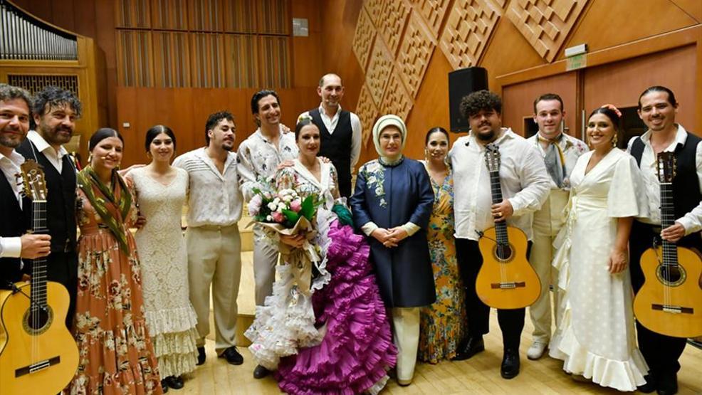 Cumhurbaşkanı Erdoğanın eşi Emine Erdoğan, Gazzeye yardım etkinliğine katıldı