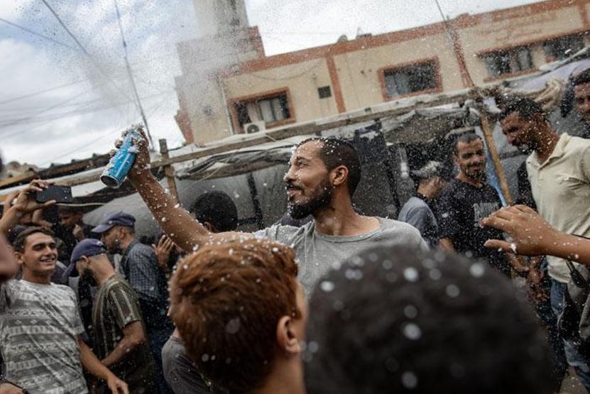 733 gün sonra gelen gülümseme Gazzede şimdi ne olacak