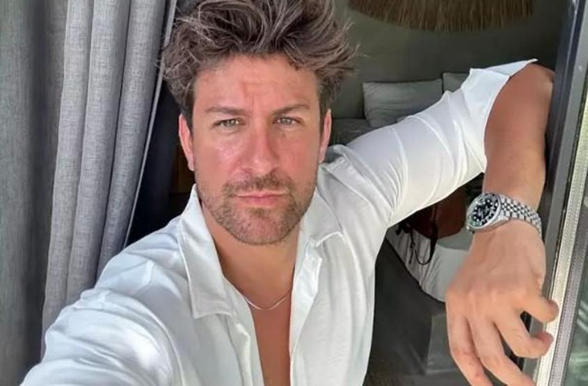 Birand Tunca’ya sürpriz doğum günü Ünlü isimler akın etti