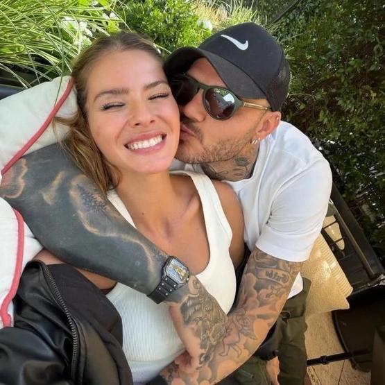 Mauro Icardi’den China Suárez’e Romantik İlan-ı Aşk “Yarın Da Seni Seçeceğim”