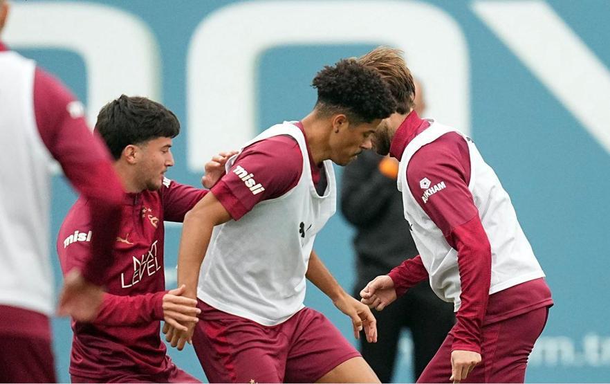 Galatasaray’da Başakşehir mesaisi sürüyor