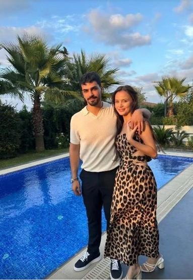 Yağmur Yüksel ve Oktay Ekinci’den Romantik Paylaşım Azerbaycan’da Aşk Dolu Anlar