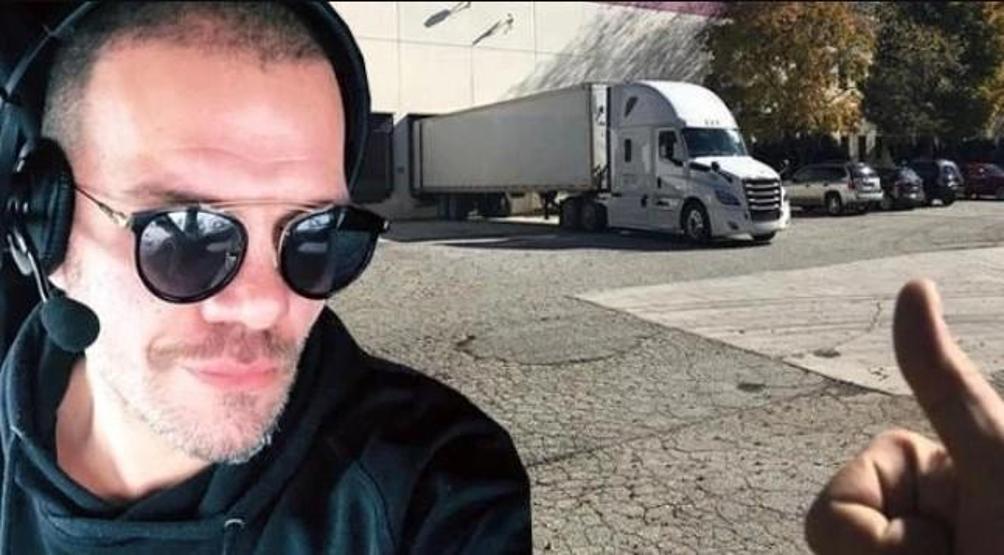 Tolga Karel Amerika’da Yeni Bir Hayat Kurdu Yola İki Kişi Çıktık, Şimdi Altı Kişiyiz