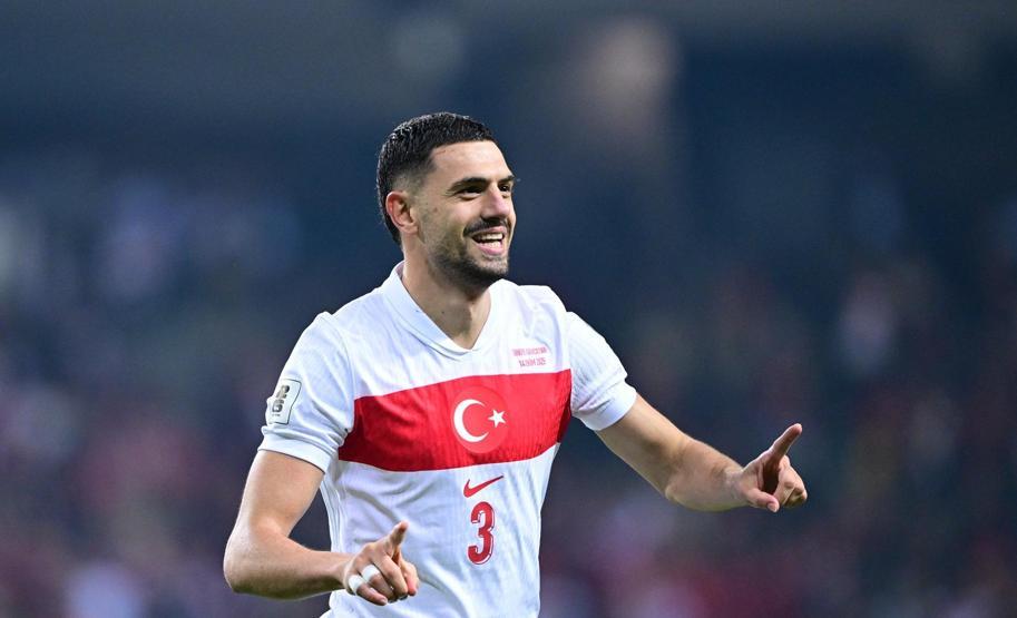 Fenerbahçeden, Suudi Arabistan operasyonu Transferde hedef milli yıldız...