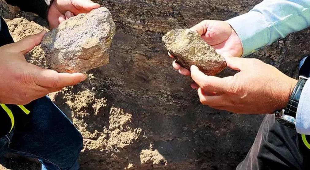 Nadir Toprak Elementleri: Teknolojinin Gizli Kahramanları Cumhurbaşkanı Erdoğandan 694 Milyon Tonluk Nadir Toprak Barit, Florit Bulundu Açıklaması...