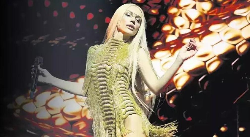 Gülşen’in Yeni İmajı Şaşırttı Son Konseriyle Dikkatleri Üzerine Topladı