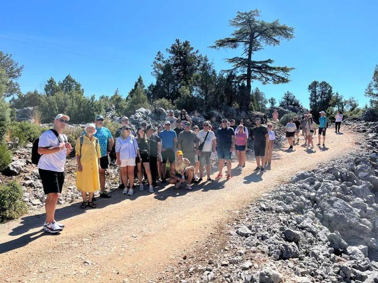KÜLTÜR, MİMARİ, DOĞA İÇ İÇE: Litvanyalı Turistler Tarihi Köye Hayran Kaldı: Türkiyeye 12 Kez Geldim Fakat Buradan Çok Etkilendim