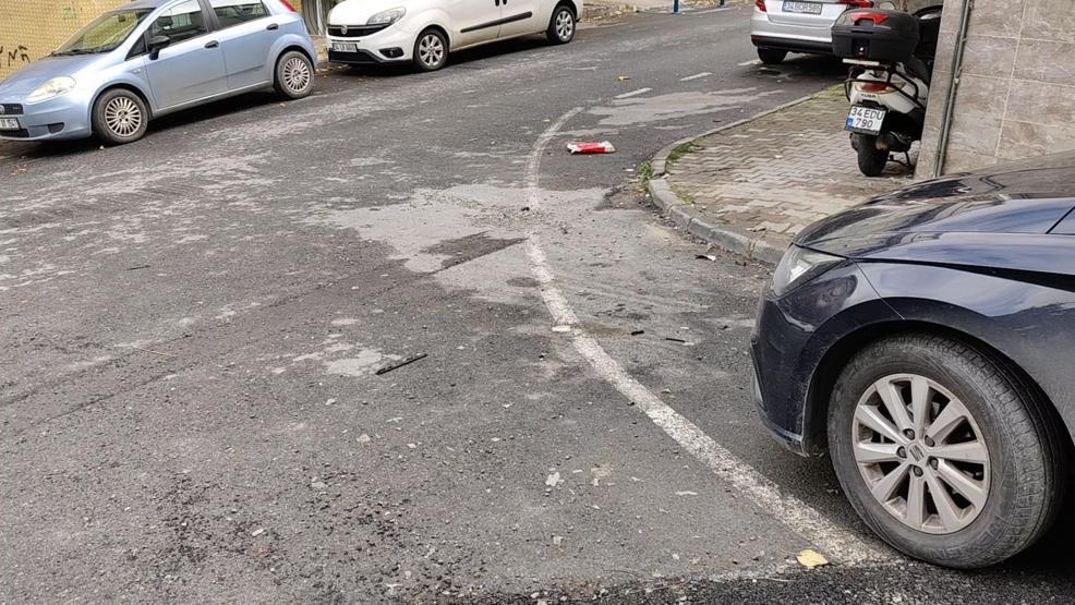 Gaziosmanpaşa ayağa kalktı Sokak ortasına el yapımı patlayıcı attılar