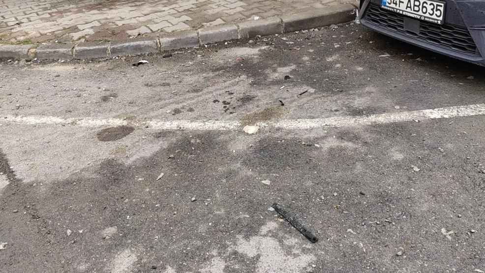 Gaziosmanpaşa ayağa kalktı Sokak ortasına el yapımı patlayıcı attılar