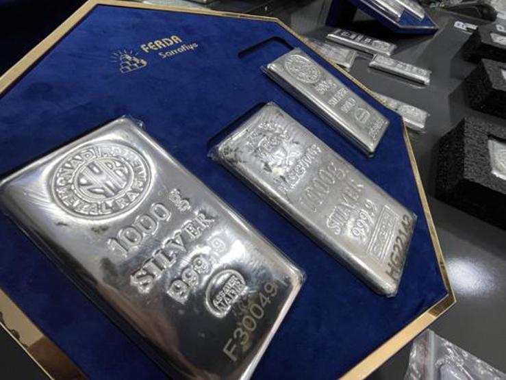 Altın rekor kırınca yeni yatırım aracı gümüş oldu