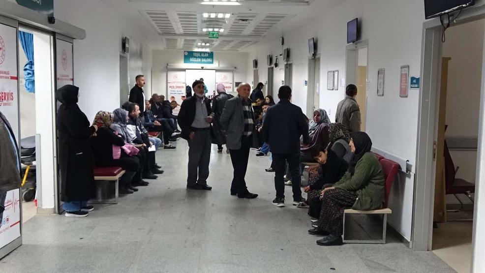 Yeni Covid Varyantları Tehlike Saçıyor Hastanelerin Acilleri Doldu Taştı Ateş, Halsizlik ve Kas Ağrılarına Bu Yıl 2 Belirti Daha Katıldı